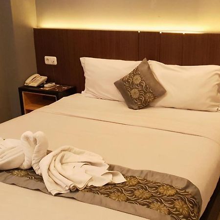 Sunrise Hotel Jogja Kejayan Bagian luar foto