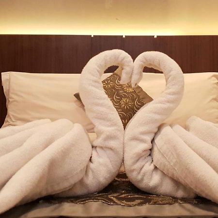 Sunrise Hotel Jogja Kejayan Bagian luar foto