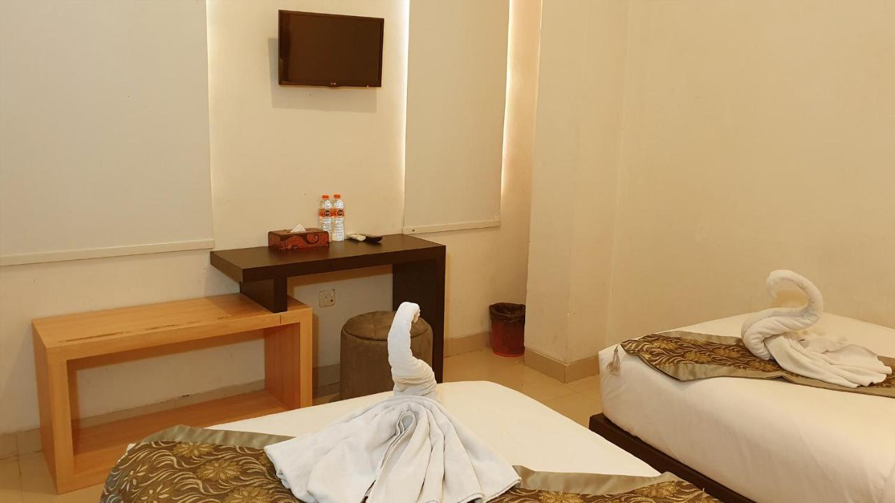 Sunrise Hotel Jogja Kejayan Bagian luar foto