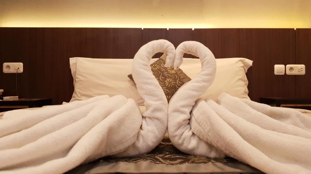 Sunrise Hotel Jogja Kejayan Bagian luar foto