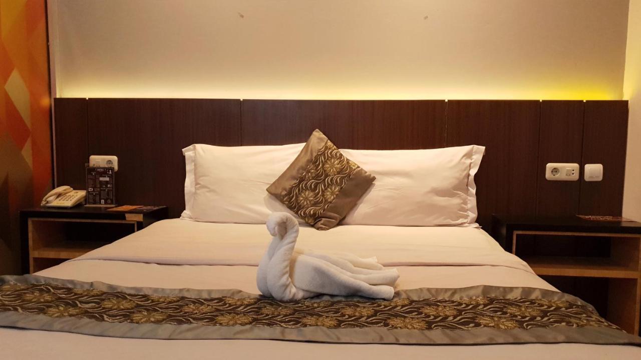 Sunrise Hotel Jogja Kejayan Bagian luar foto