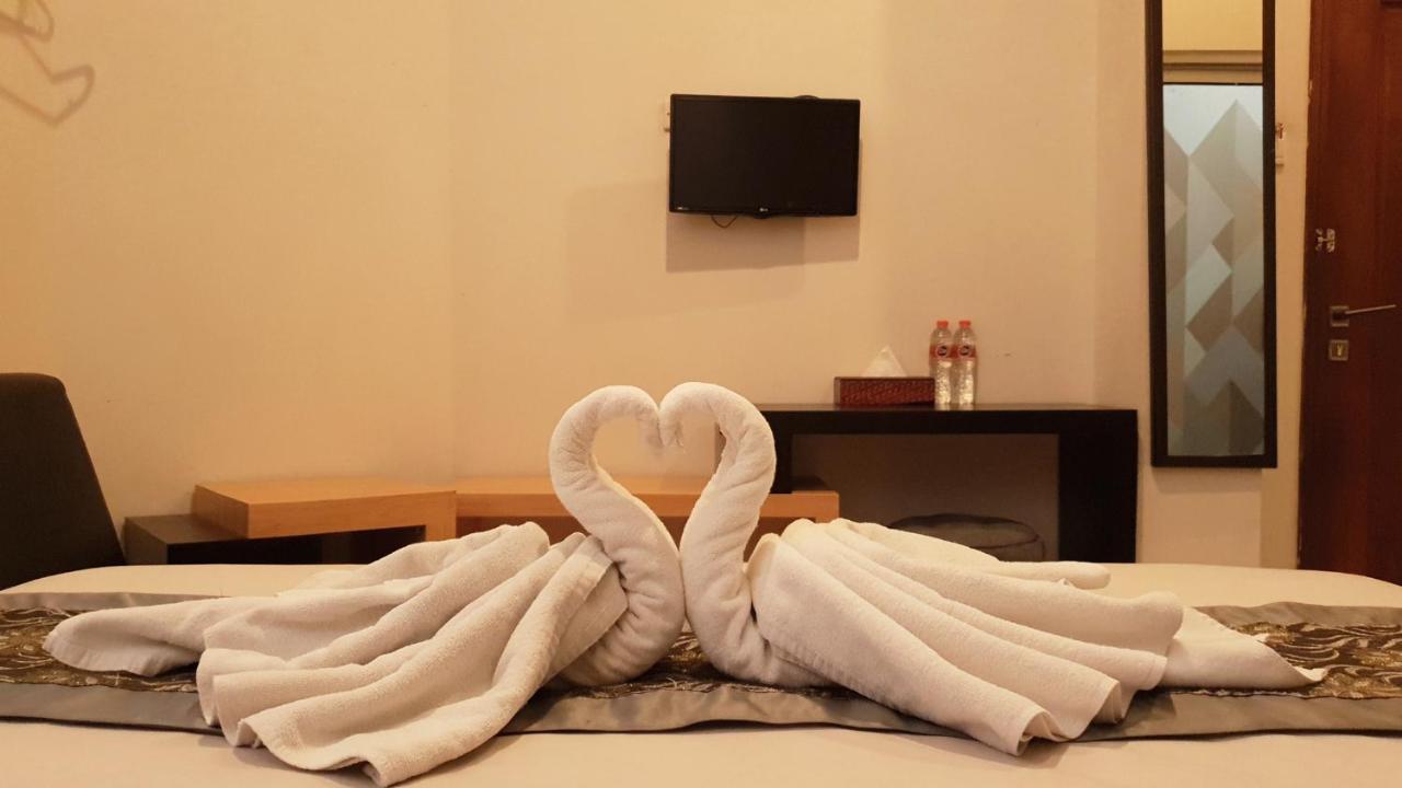 Sunrise Hotel Jogja Kejayan Bagian luar foto