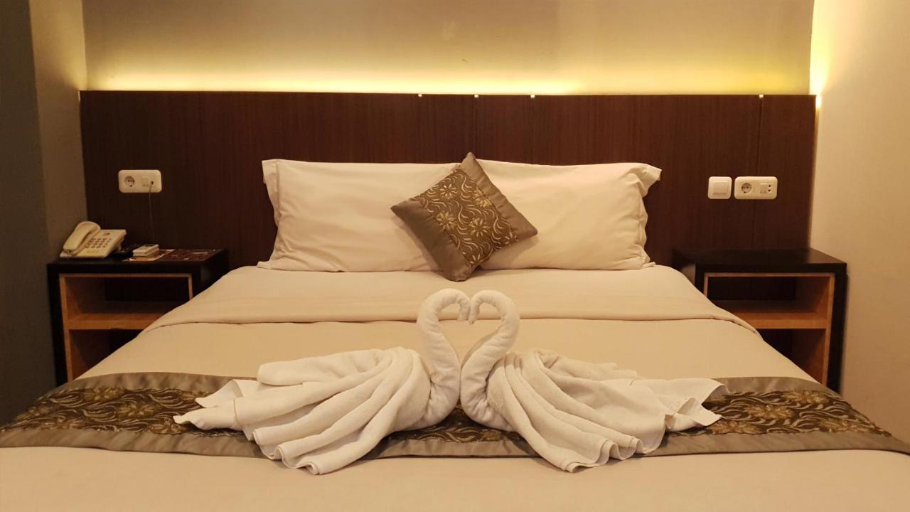 Sunrise Hotel Jogja Kejayan Bagian luar foto