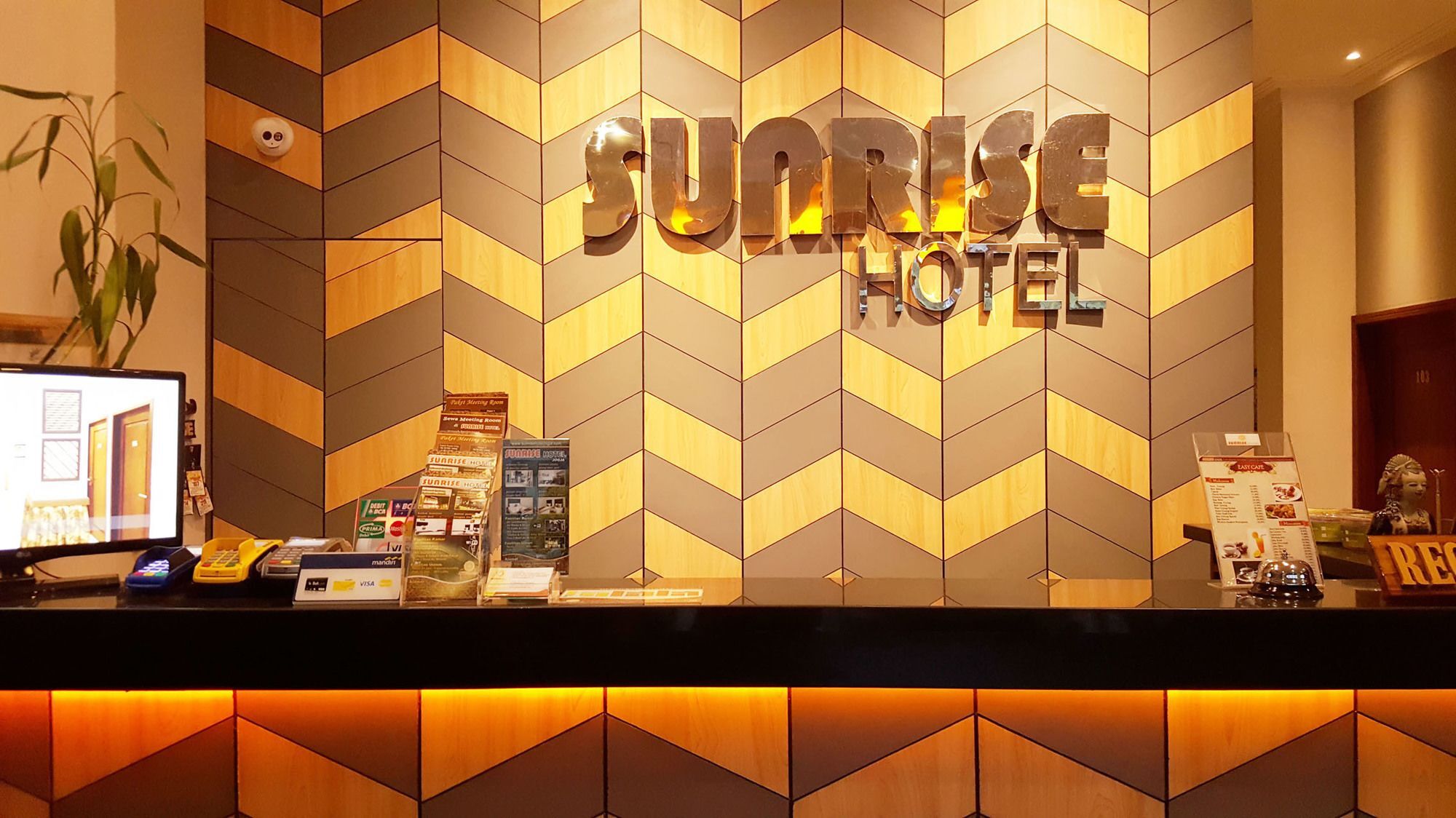 Sunrise Hotel Jogja Kejayan Bagian luar foto